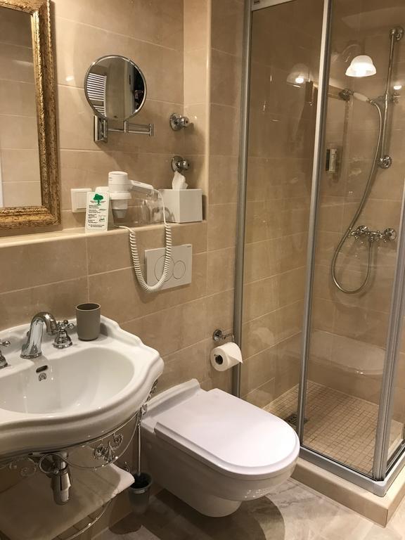 Apartment-Hotel Am Rathaus Düsseldorf Eksteriør bilde